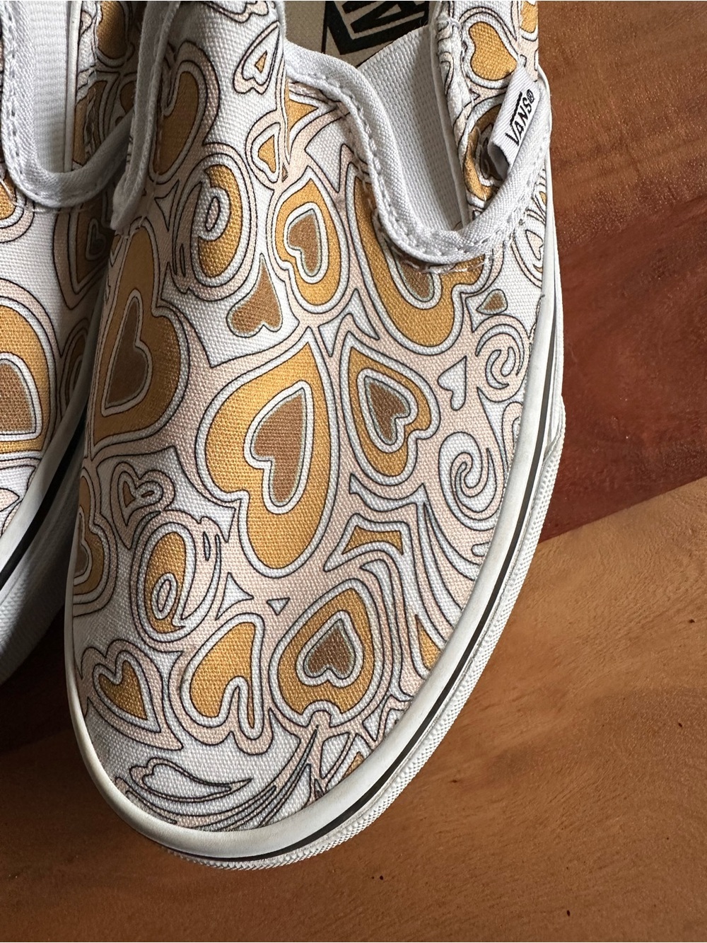 Vans Heart Slip-On Sneakers women’s 6.5 - Picture 2 of 10